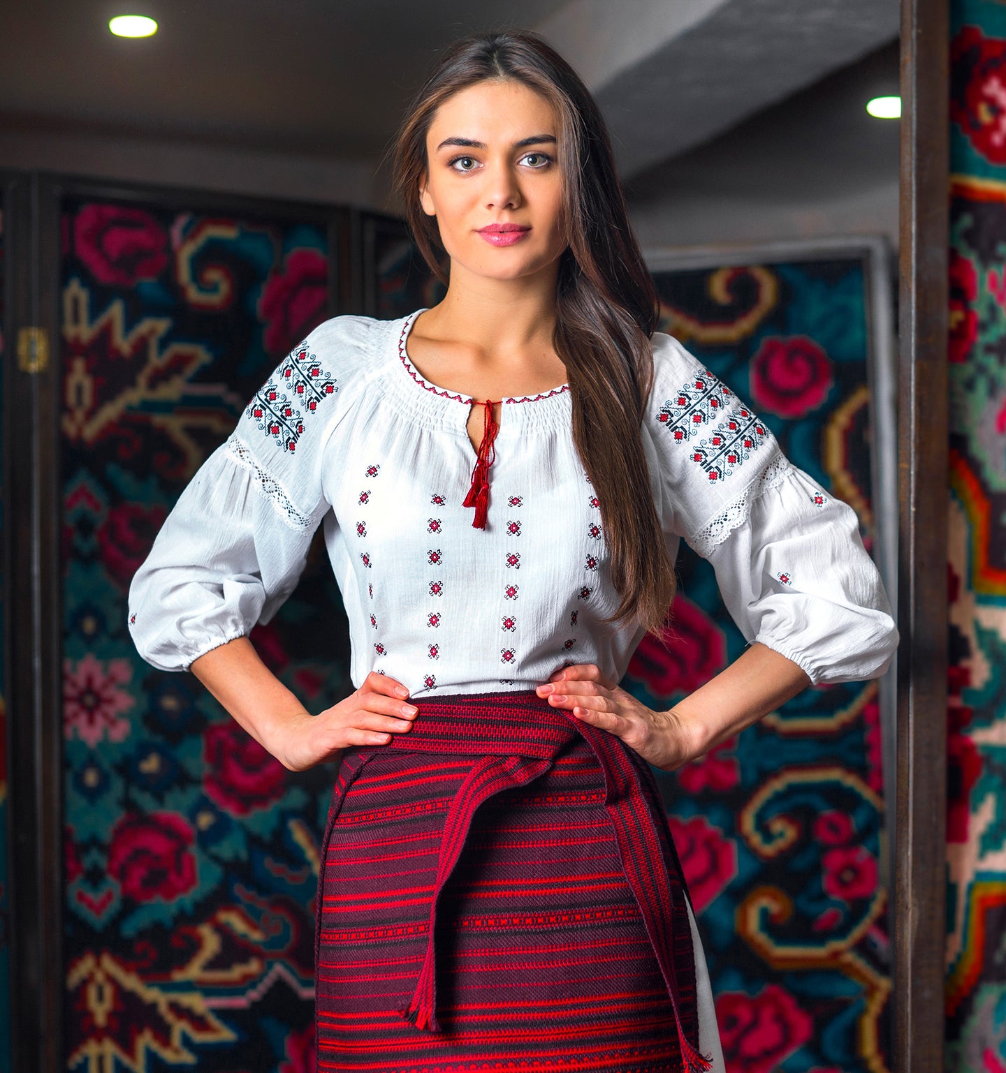 Seturi de Brodat Cămăși Tradiționale