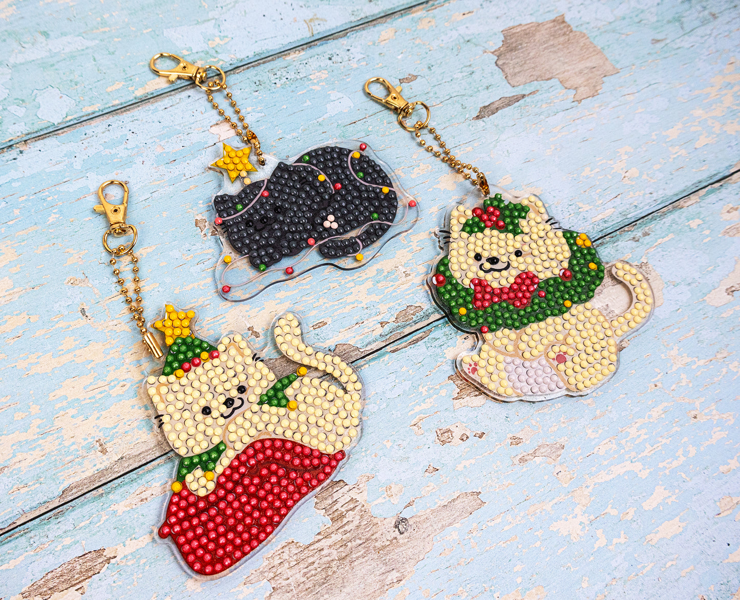 Set lanțuri cu pandantive din acril LetiStitch - Merry Meowmas, 481-487