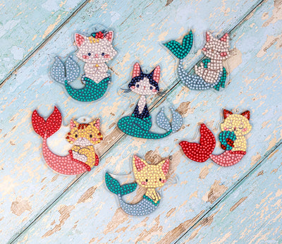 Set lanțuri cu pandantive din acril LetiStitch - Mermaid Cats, 481-494
