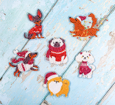Set lanțuri cu pandantive din acril LetiStitch - Christmas puppy, 481-562