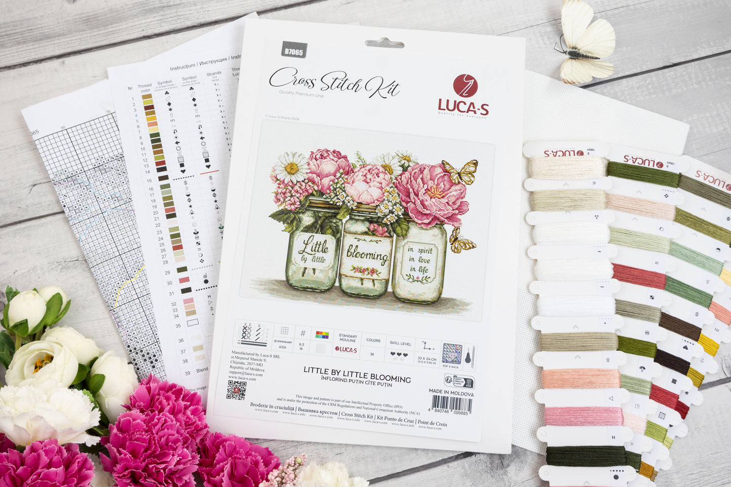 Set de brodat în cruciuliță Luca-S - Înflorind Puțin Cîte Puțin, B7065
