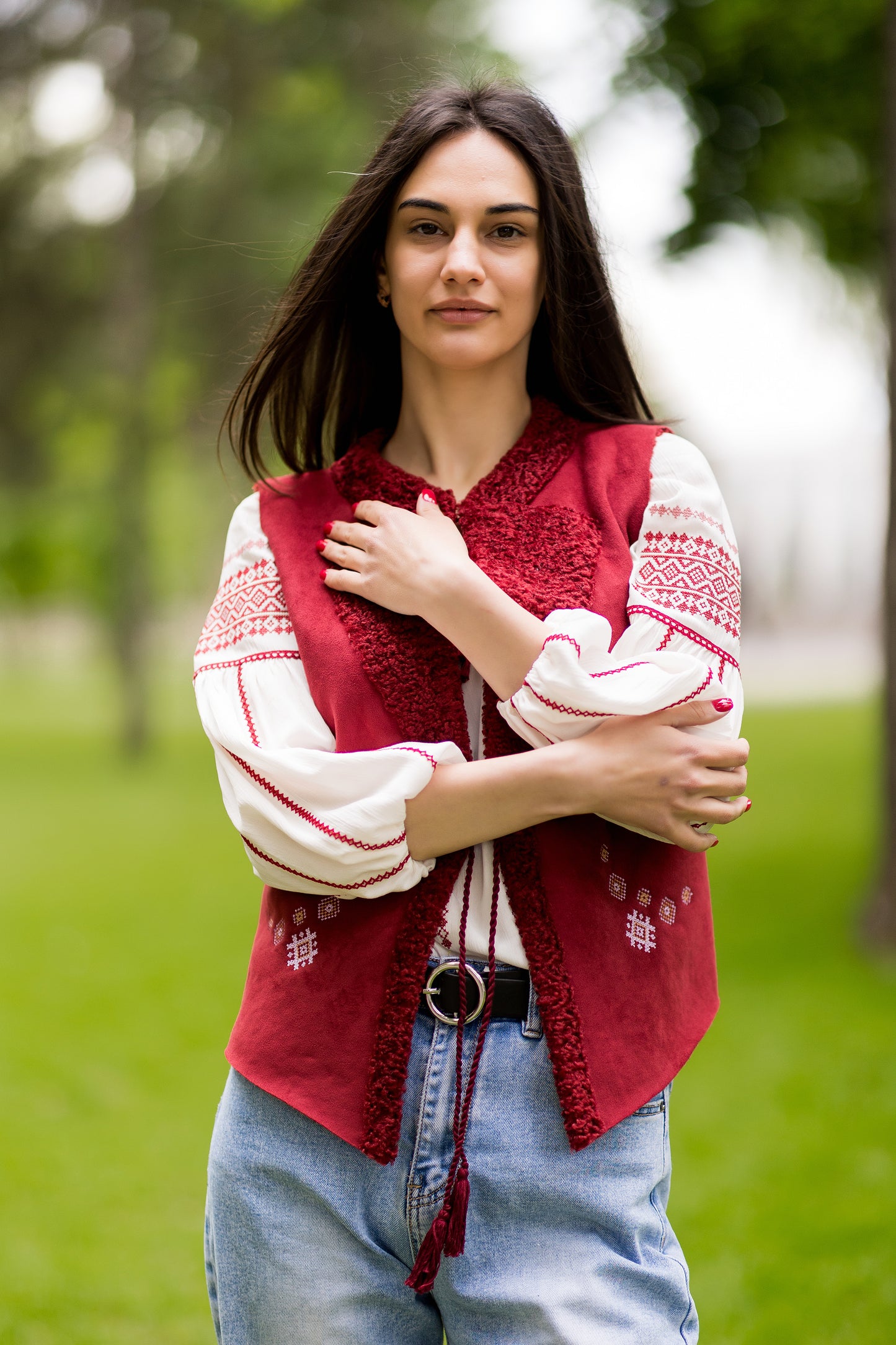Etno - Modern - Bundiță Femei Colț-BC2 -cul. bordo