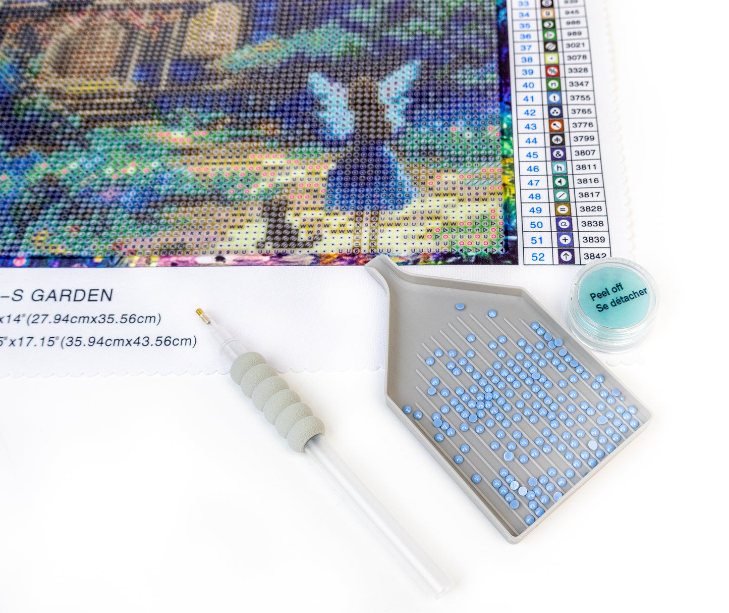 Set pictură cu diamante LetiStitch - Luna’s Garden, LT10
