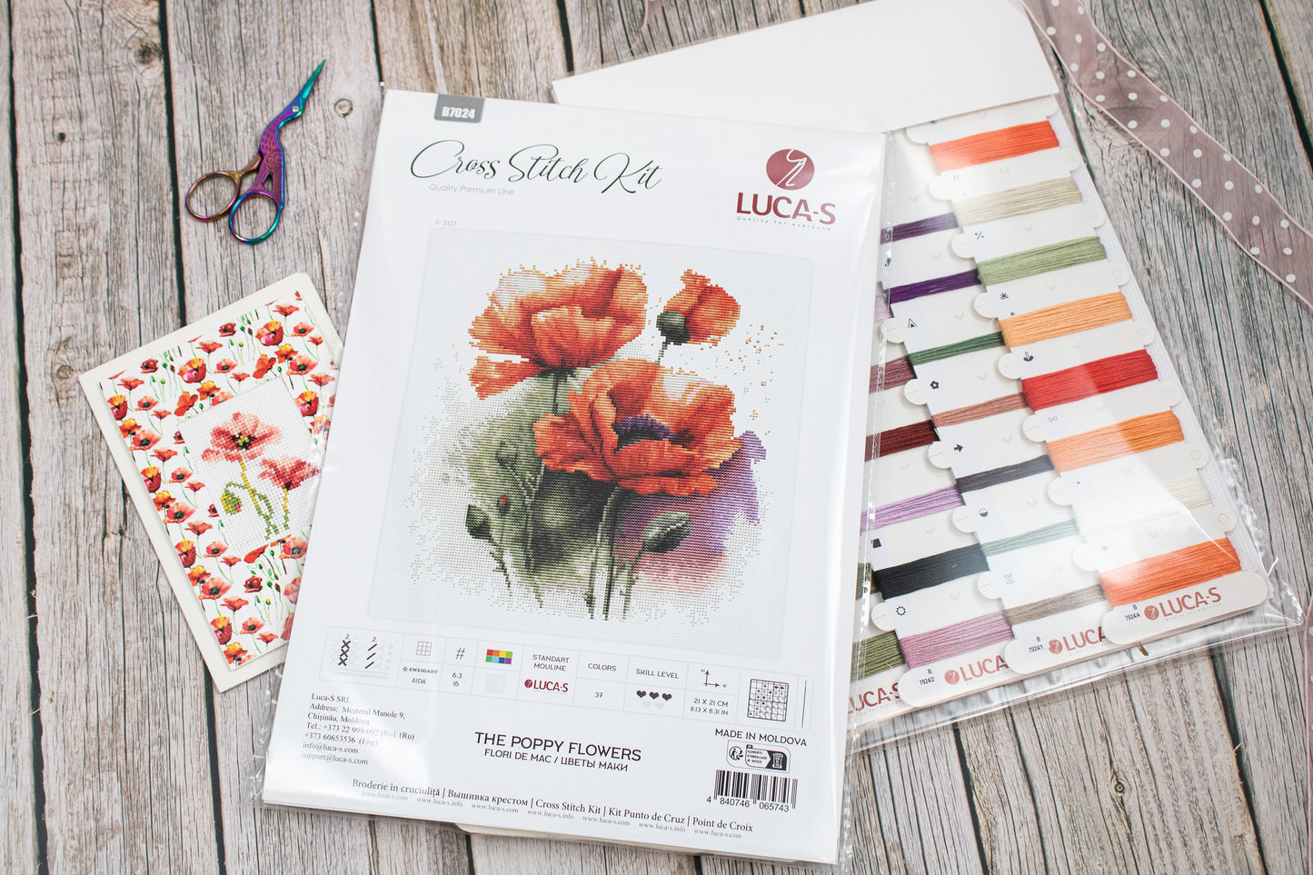 Set de brodat în cruciuliță Luca-S - Flori de Mac, B7024