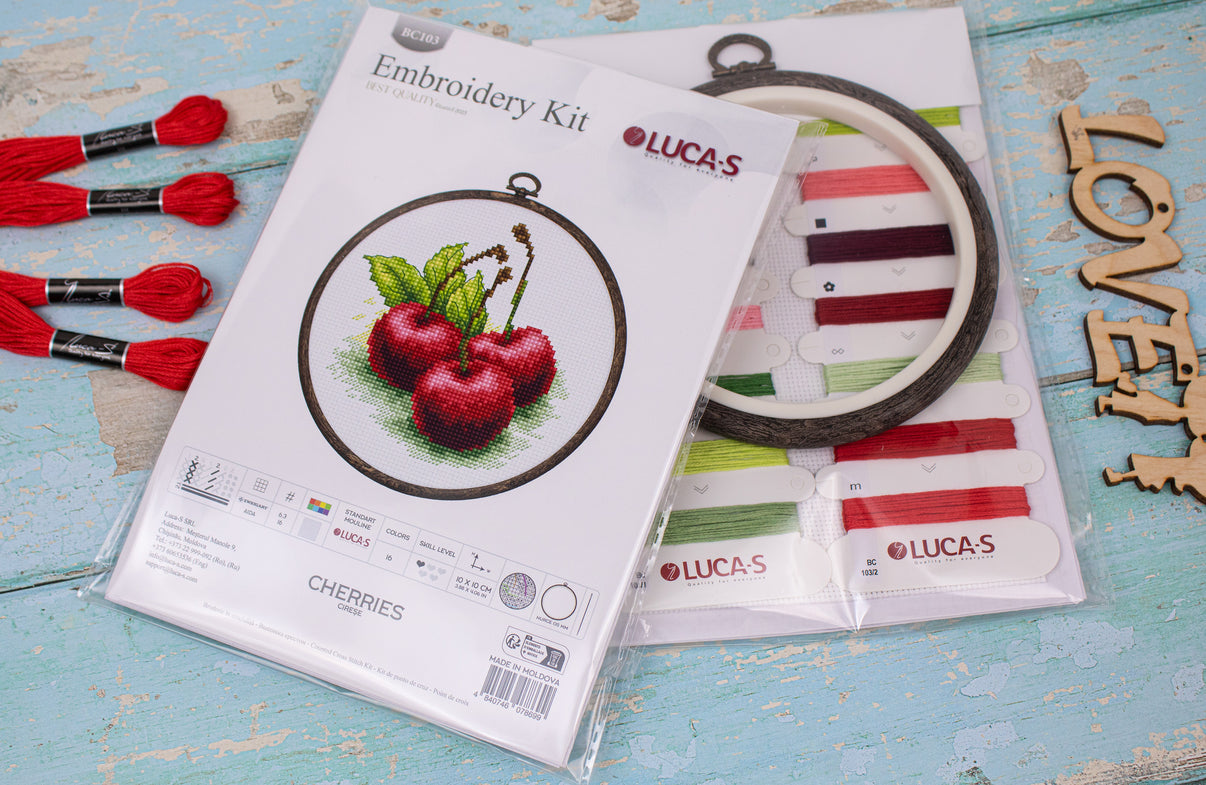 Set de brodat în cruciuliță cu cercul de brodat inclus Luca-S - Cireșe, BC103
