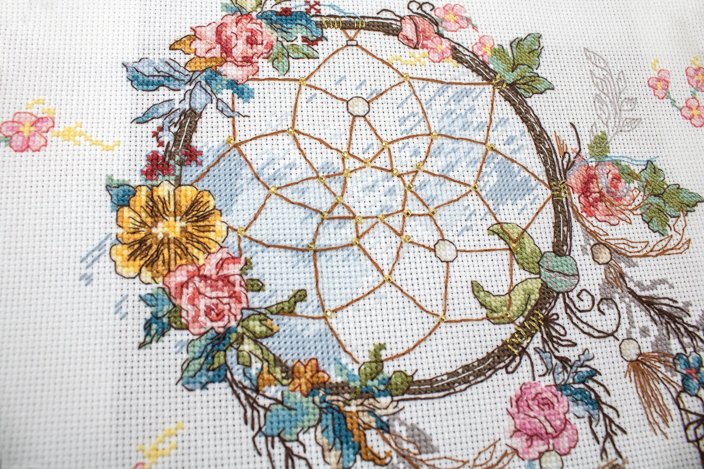 Set de brodat în cruciuliță Letistitch - Vise de primăvară, L8035