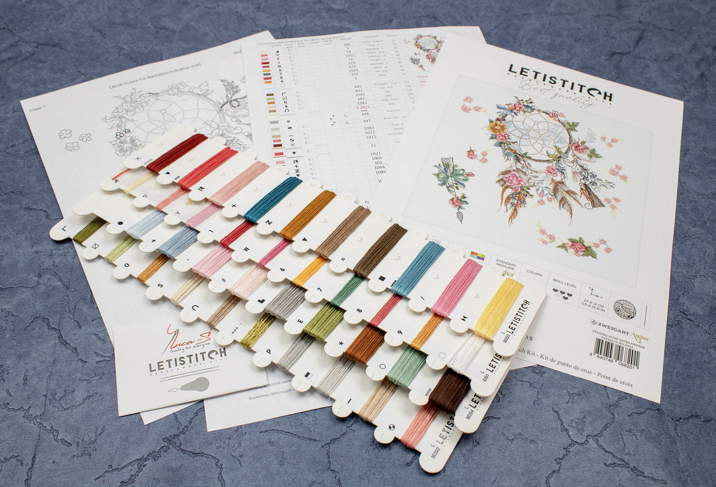 Set de brodat în cruciuliță Letistitch - Vise de primăvară, L8035